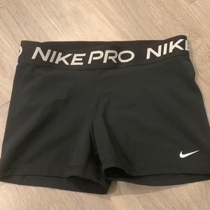 NIKE PRO 3inch shorts